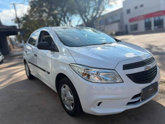 CHEVROLET ONIX 1.0 MPFI LS 8V FLEX 4P MANUAL CHEVROLET ONIX 1.0 MPFI LS 8V FLEX 4P MANUAL
